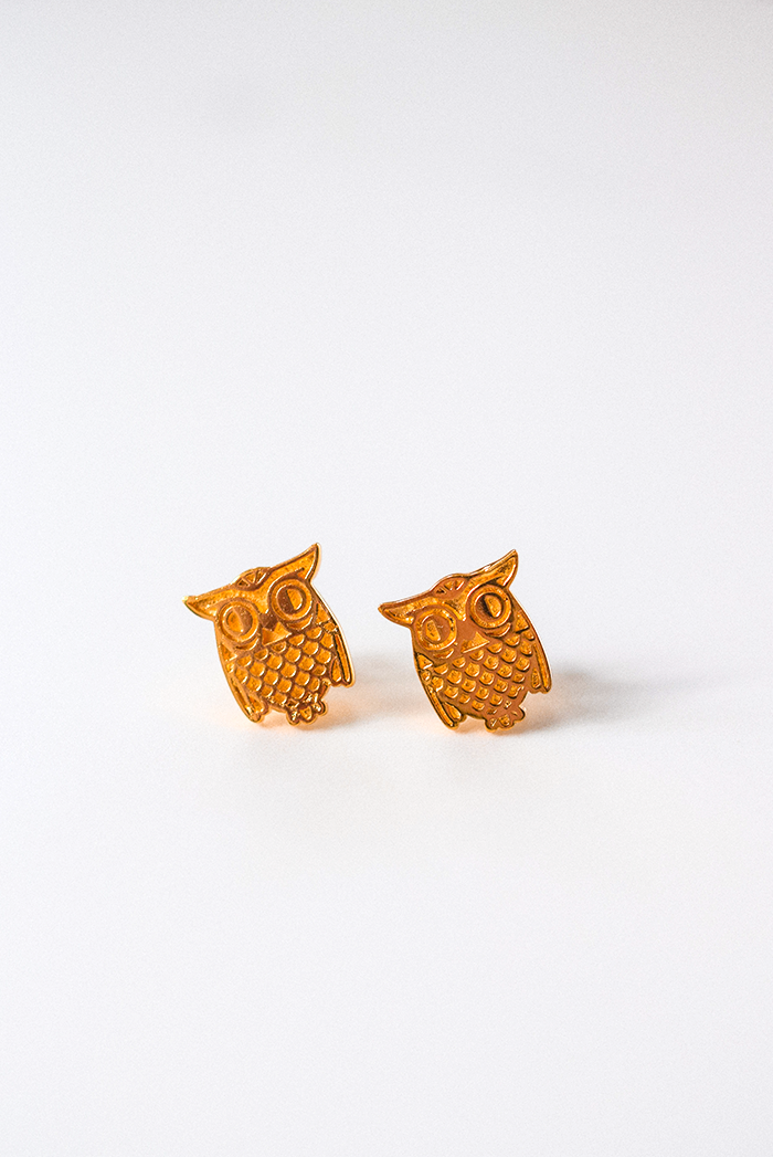 Gold owl earrings studs hot sale