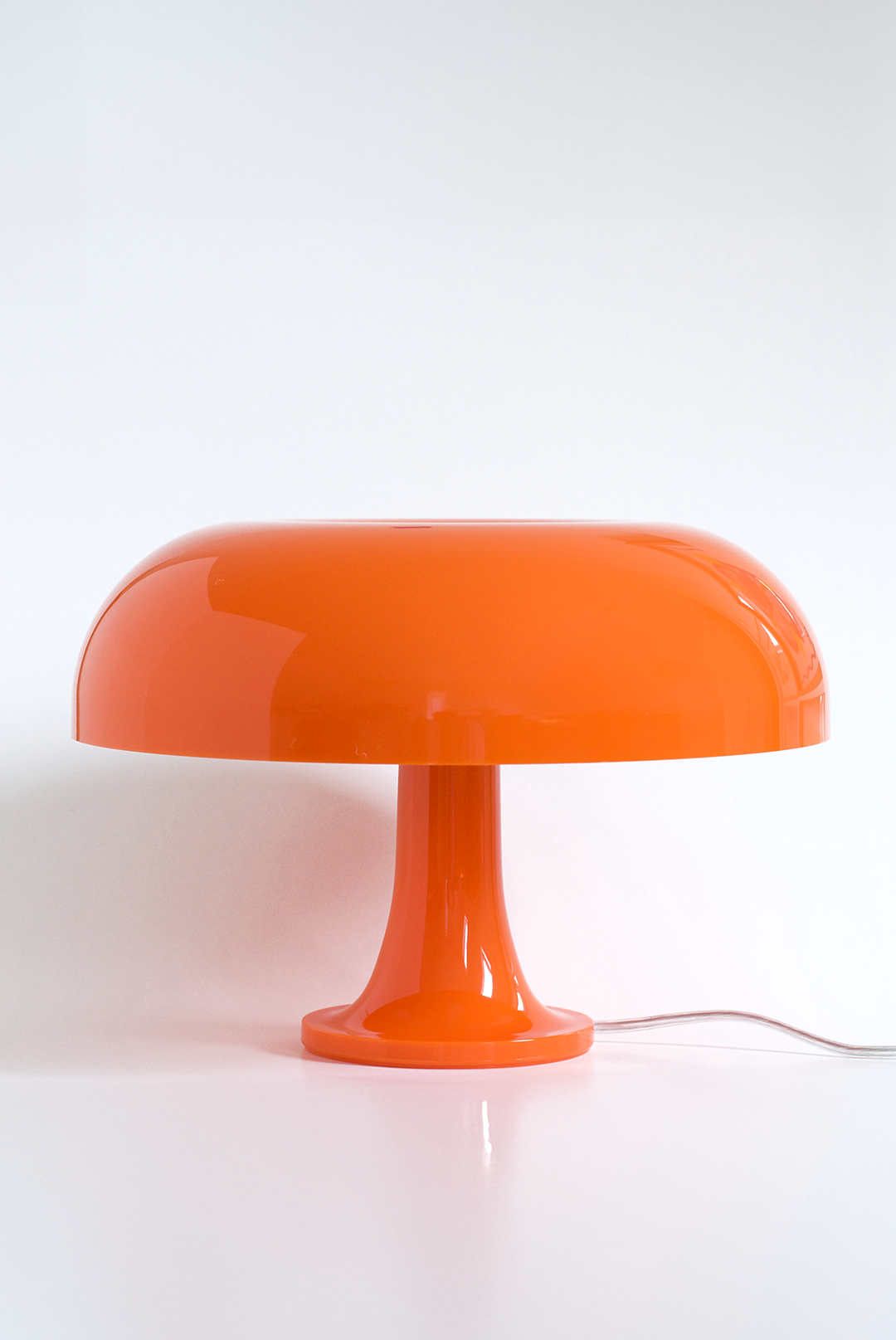 Maura Lamp